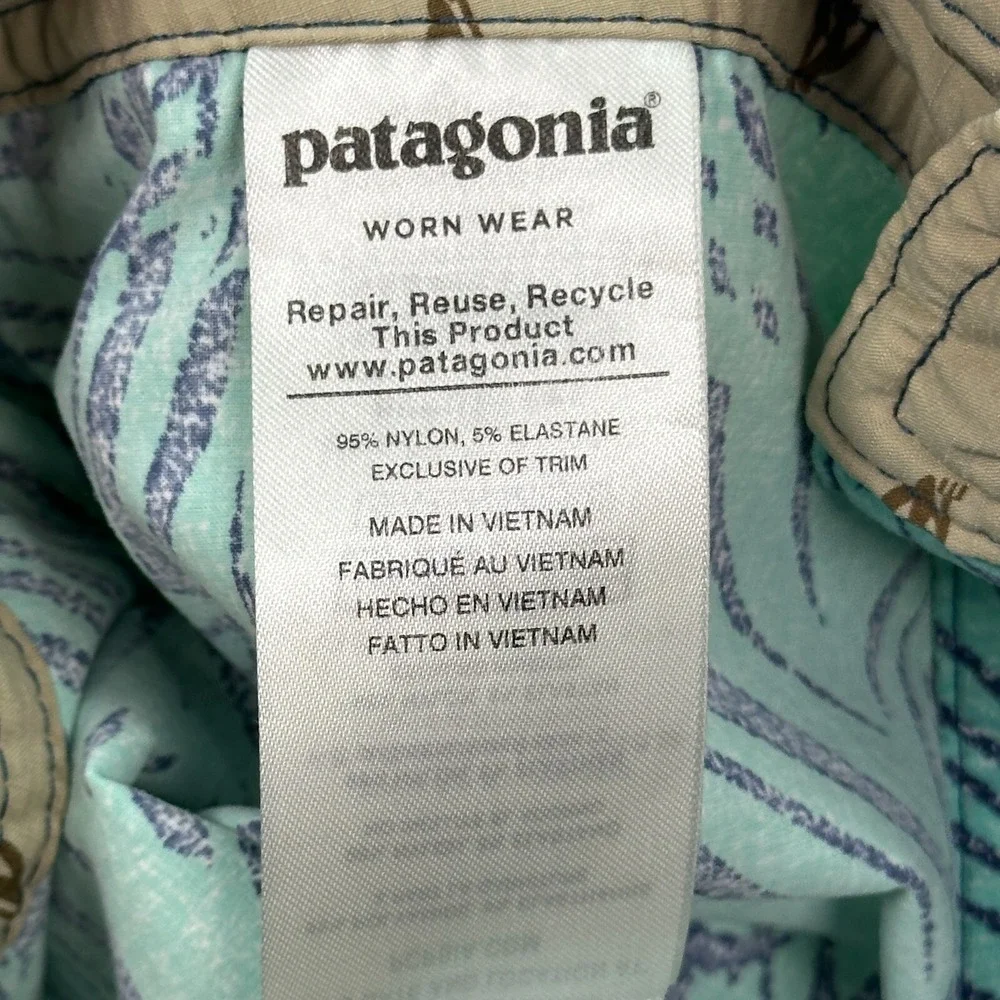 Patagonia Wavefarer Board Shorts Size 30 Green Blue Swim Trunk Palms Unlined